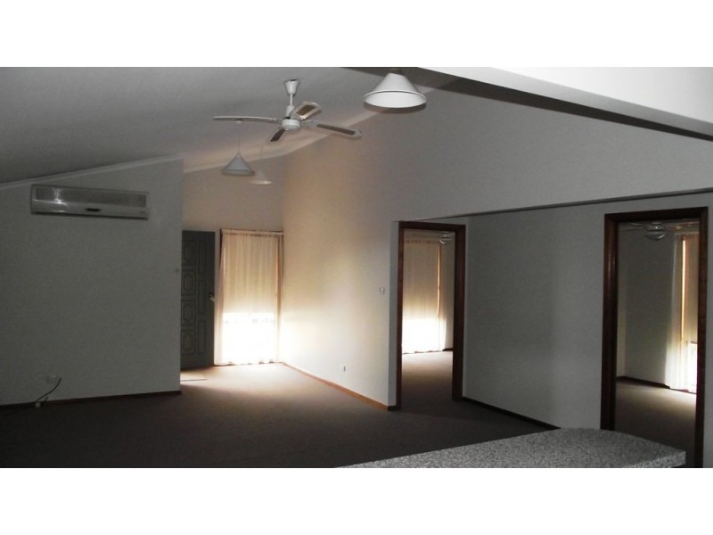 25 Elizabeth Street, Streaky Bay SA 5680