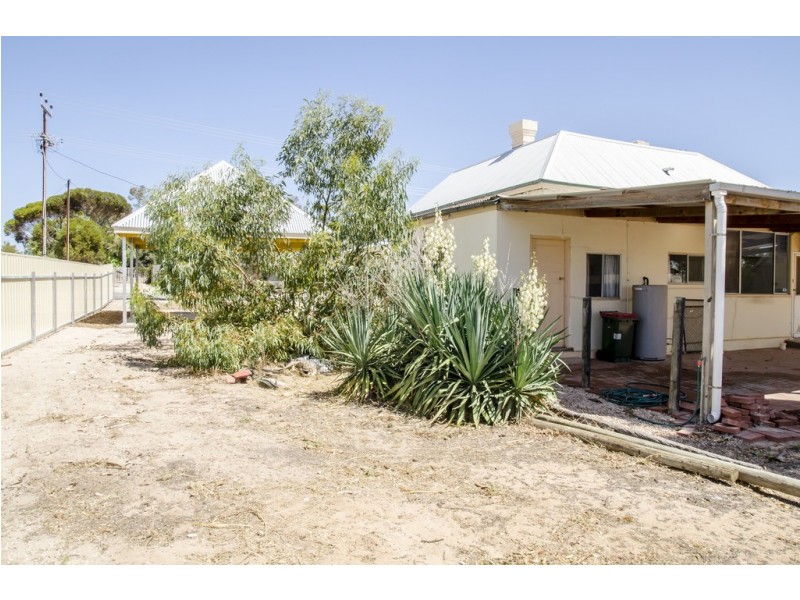 12 Wells Street, Streaky Bay SA 5680