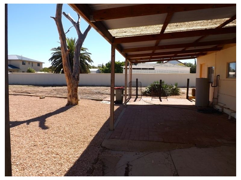 12 Wells Street, Streaky Bay SA 5680