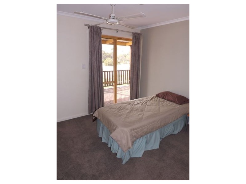 8 Wheaton Road, Port Kenny SA 5671