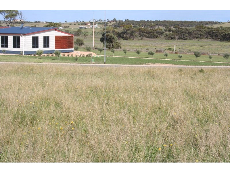 5 Kennedy Road, Streaky Bay SA 5680