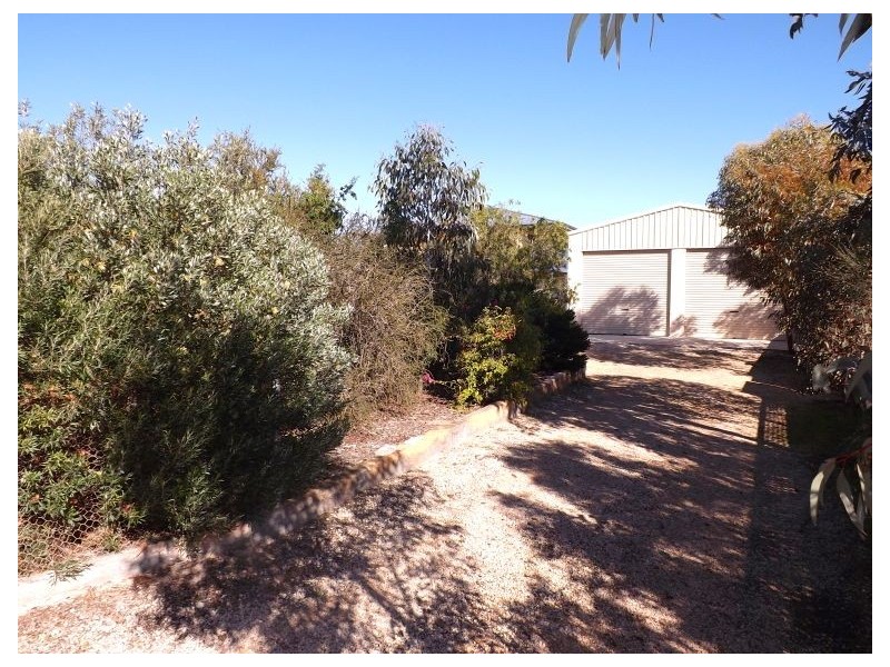 3 Howard Street, Streaky Bay SA 5680