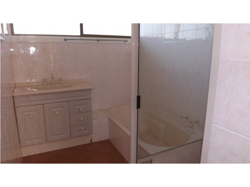 77 Park Avenue, Streaky Bay SA 5680