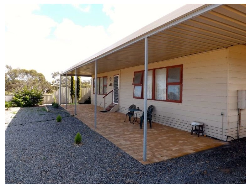 47 Flinders Highway, Port Kenny SA 5671