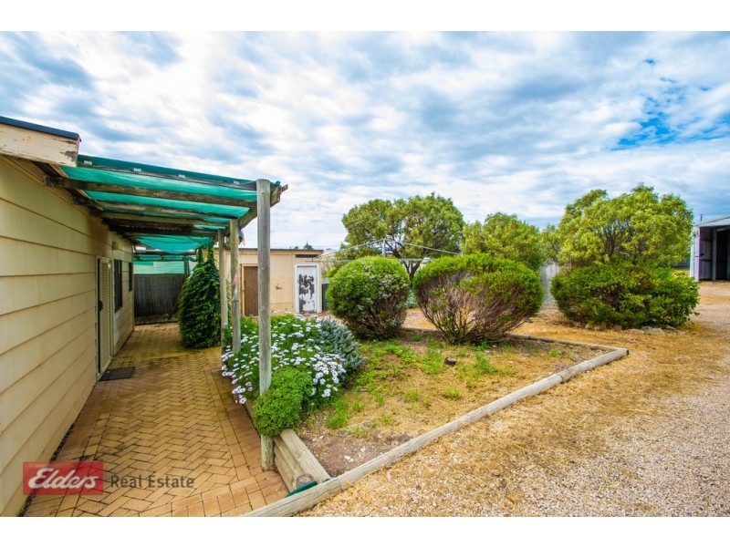 19 Alfred Tce, Streaky Bay SA 5680