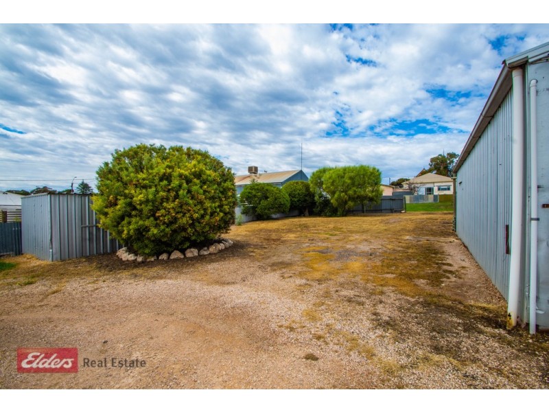 19 Alfred Tce, Streaky Bay SA 5680