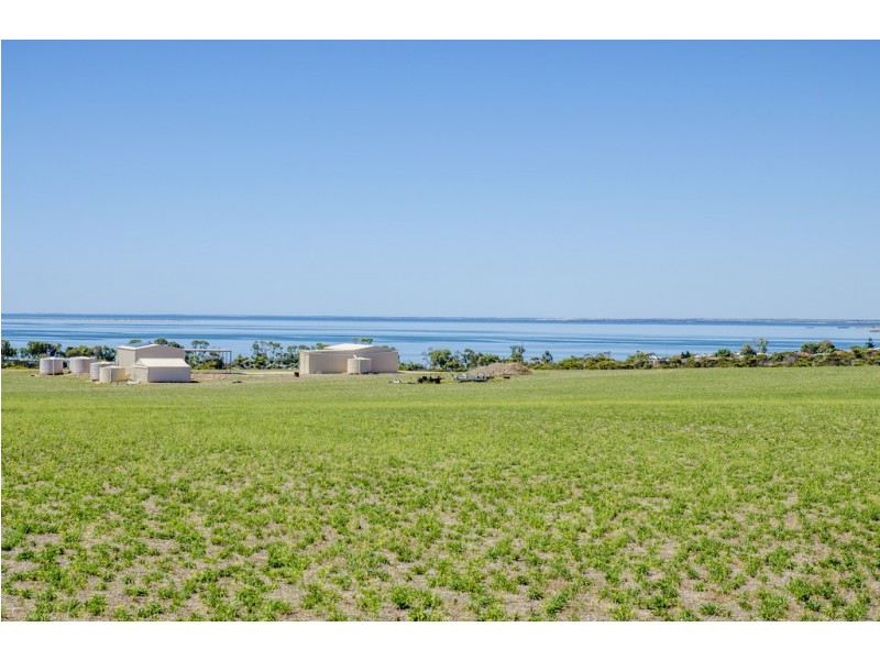 81 AB Smith Road, Streaky Bay SA 5680