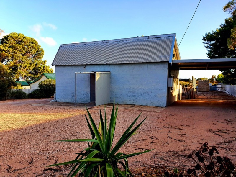2 Centenary Rd, Streaky Bay SA 5680