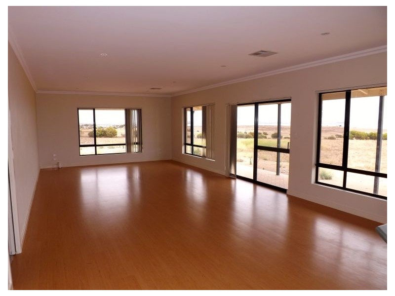 31 Mabie Road, Streaky Bay SA 5680