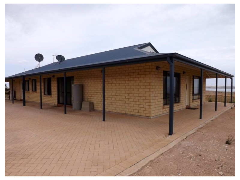 31 Mabie Road, Streaky Bay SA 5680