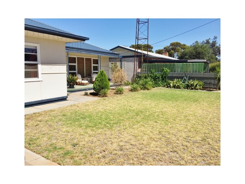 24 Ballantyne Street, Wudinna SA 5652