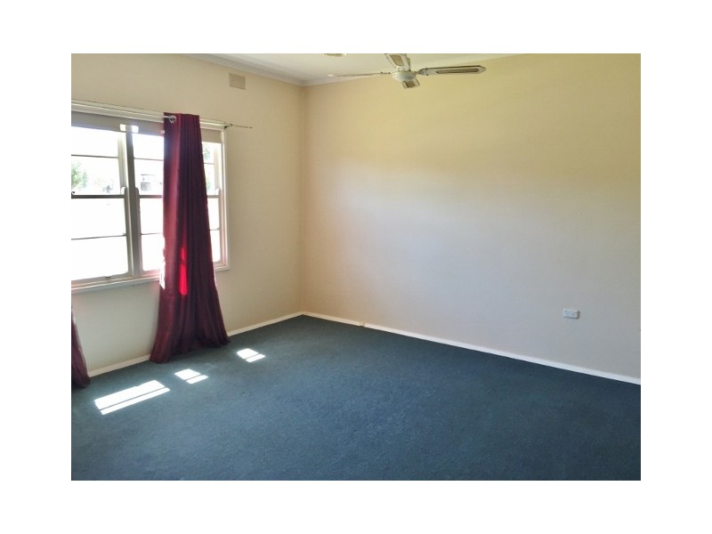 24 Ballantyne Street, Wudinna SA 5652