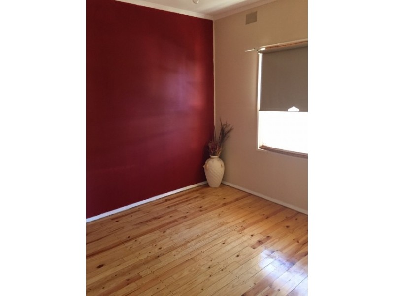 24 Ballantyne Street, Wudinna SA 5652