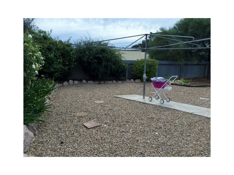 19 Ballantyne Street, Wudinna SA 5652