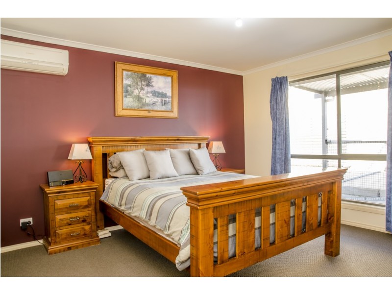 13 Brougham Place, Streaky Bay SA 5680