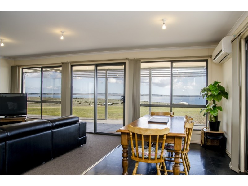 13 Brougham Place, Streaky Bay SA 5680