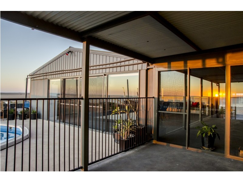 13 Brougham Place, Streaky Bay SA 5680