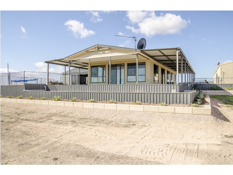 13 Brougham Place, Streaky Bay SA 5680