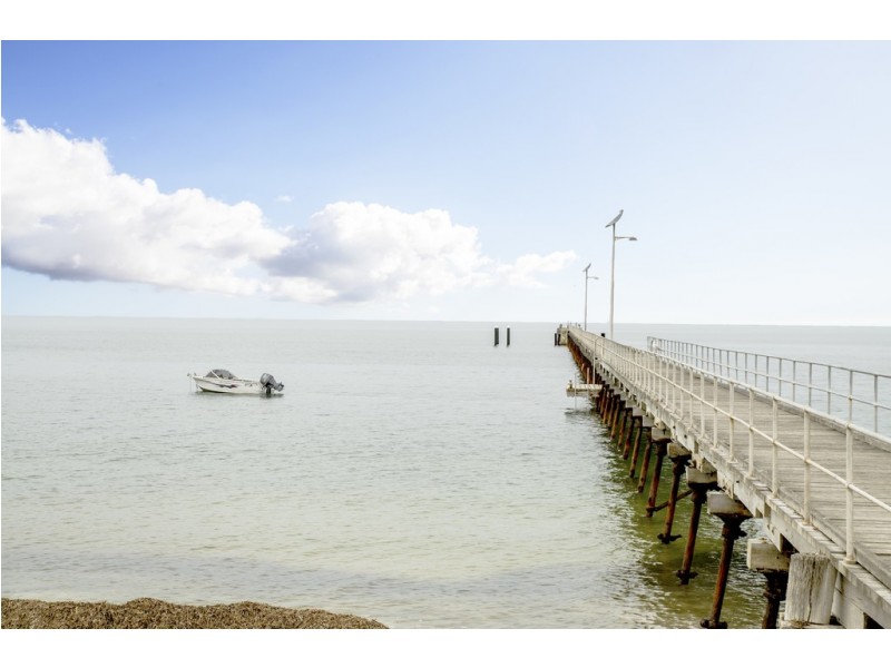 14 The Esplanade, Fowlers Bay SA 5690