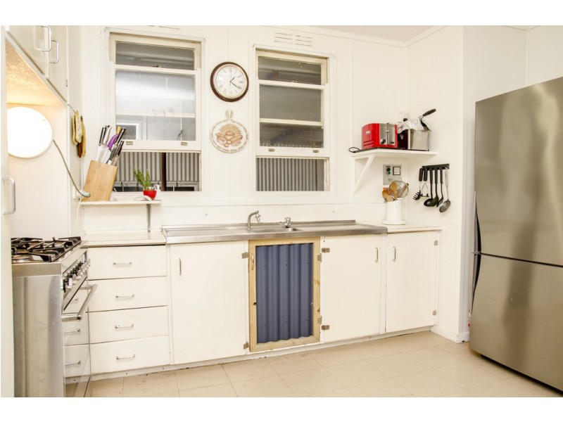 14 The Esplanade, Fowlers Bay SA 5690
