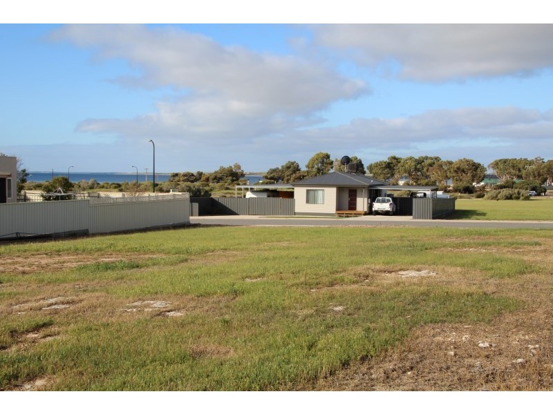 4 Wharff Street, Streaky Bay SA 5680