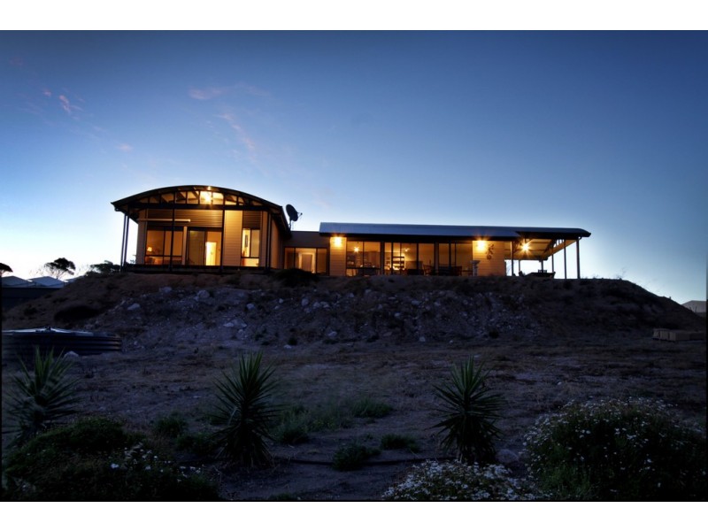 9 Loveshack Route, Streaky Bay SA 5680