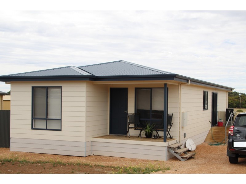 9 Wharff Street, Streaky Bay SA 5680