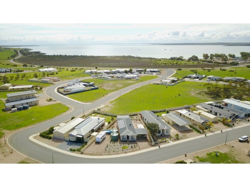 16 Wharff Street, Streaky Bay SA 5680