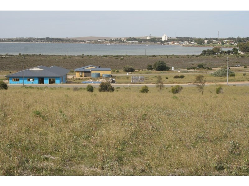 11 Bockelberg Hill Road, Streaky Bay SA 5680
