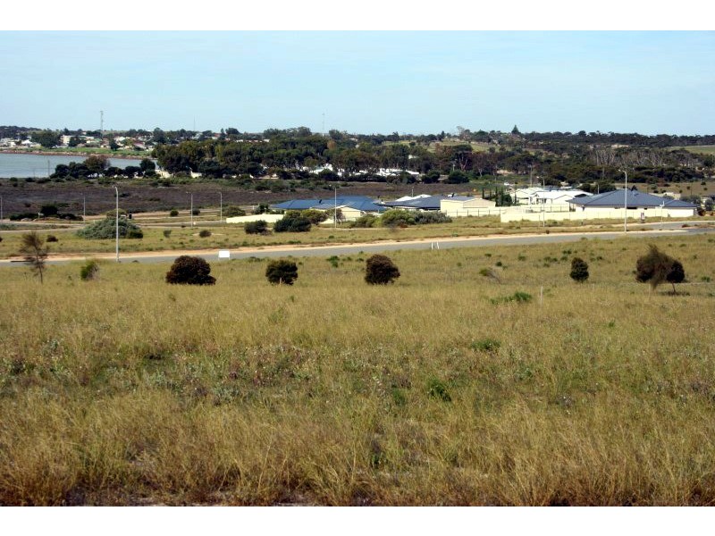 11 Bockelberg Hill Road, Streaky Bay SA 5680