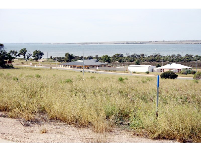 11 Bockelberg Hill Road, Streaky Bay SA 5680