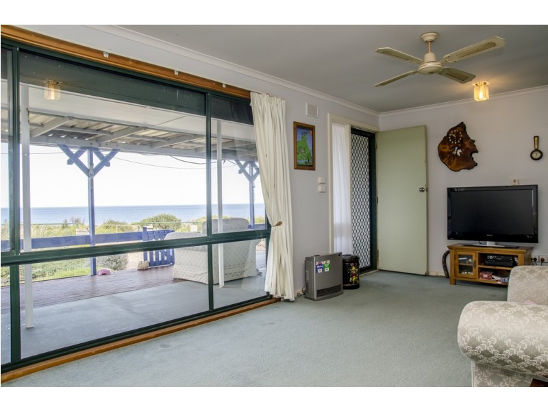 6 West Terrace, Haslam, Streaky Bay SA 5680