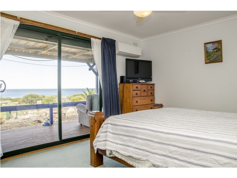 6 West Terrace, Haslam, Streaky Bay SA 5680