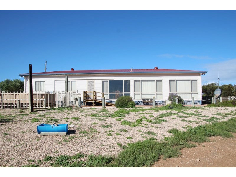 31459 Flinders Highway, Perlubie SA 5680