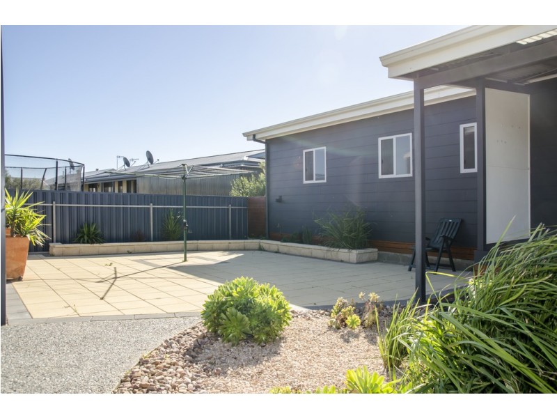 1 Johnson Street, Streaky Bay SA 5680