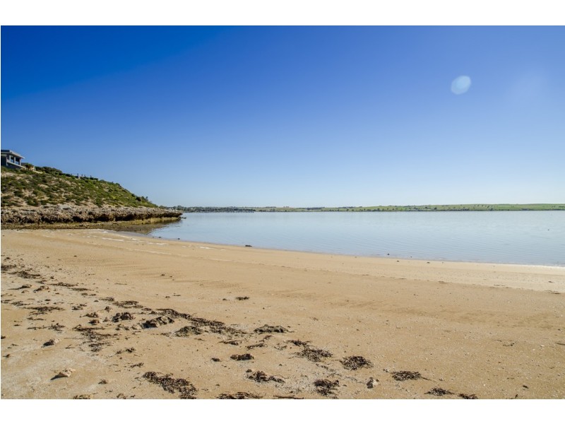 44 Flinders Drive, Streaky Bay SA 5680