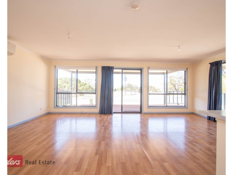 2 East Terrace, Streaky Bay SA 5680