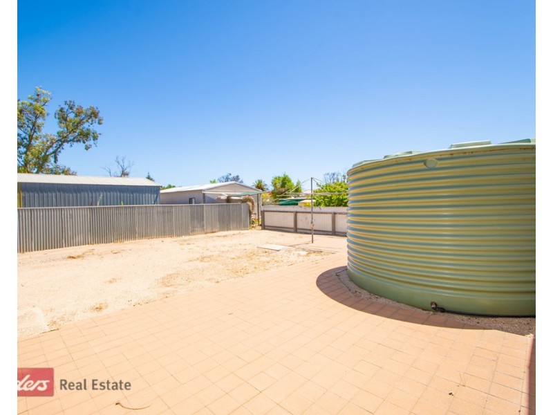2 East Terrace, Streaky Bay SA 5680