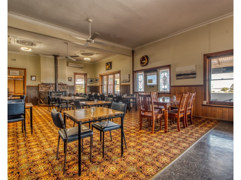 19-21 Flinders Highway, Port Kenny SA 5671