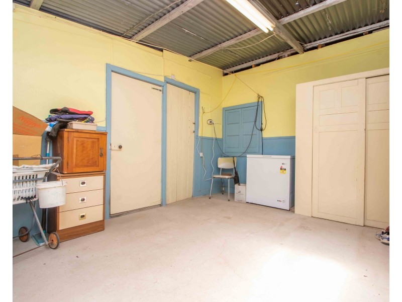 8 Main Street, Haslam SA 5680