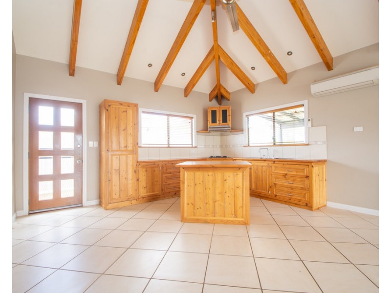 14A Elizabeth Street, Streaky Bay SA 5680