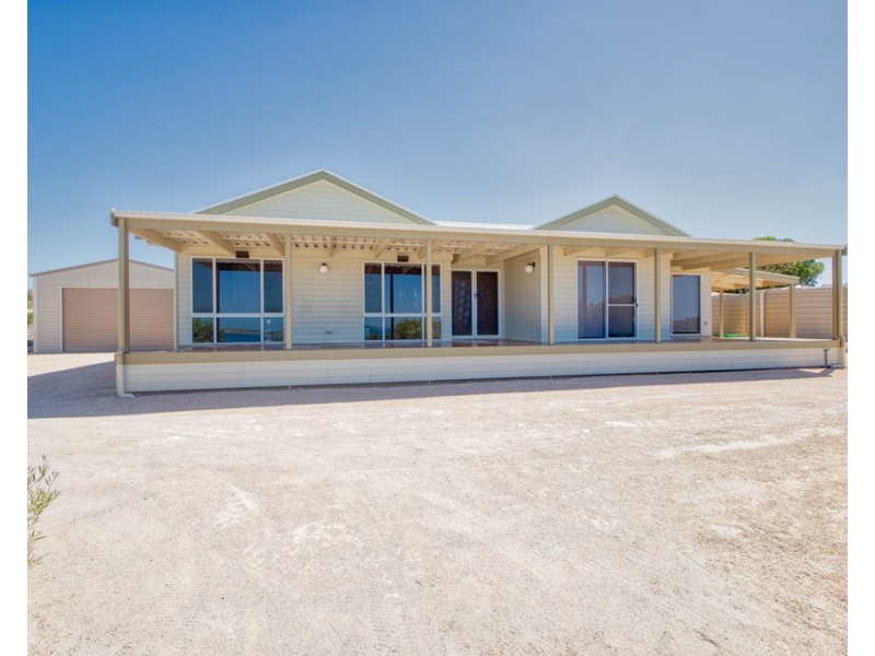 6 Seaview Road, Perlubie SA 5680