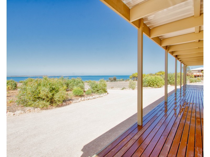 6 Seaview Road, Perlubie SA 5680
