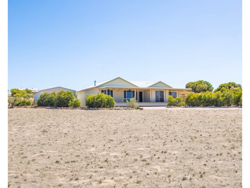 6 Seaview Road, Perlubie SA 5680