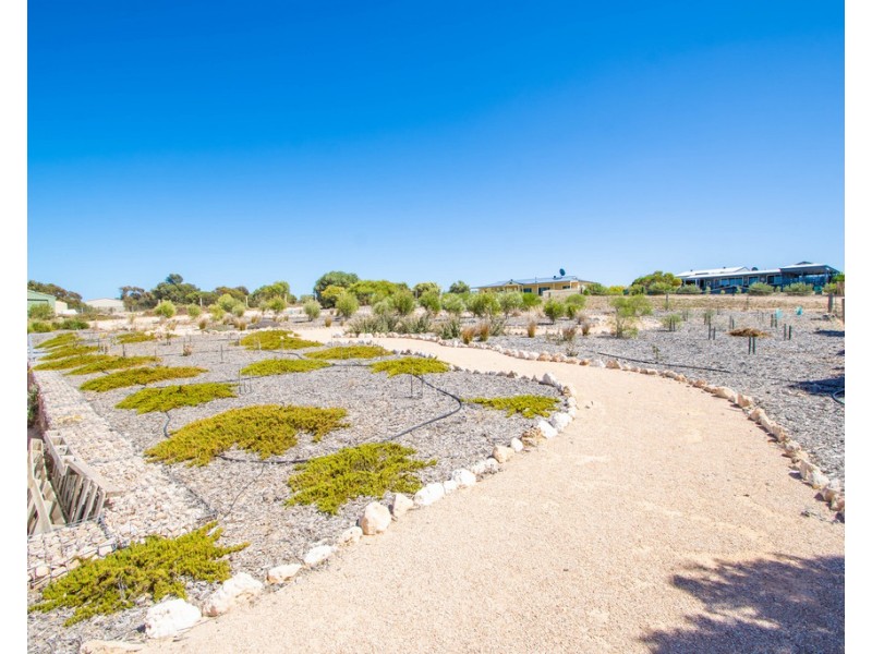 6 Seaview Road, Perlubie SA 5680