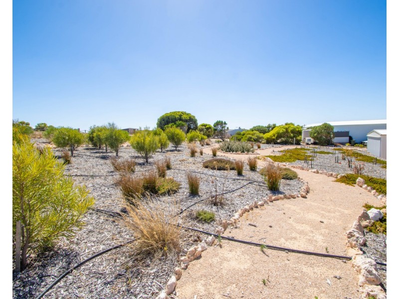 6 Seaview Road, Perlubie SA 5680