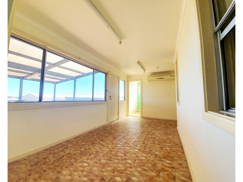 30 Wells Street, Streaky Bay SA 5680