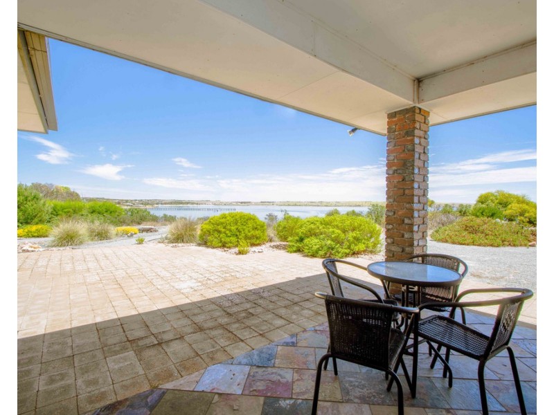 5A Flinders Drive, Streaky Bay SA 5680