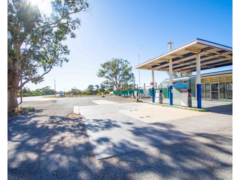 32651 Eyre Highway, Poochera SA 5655