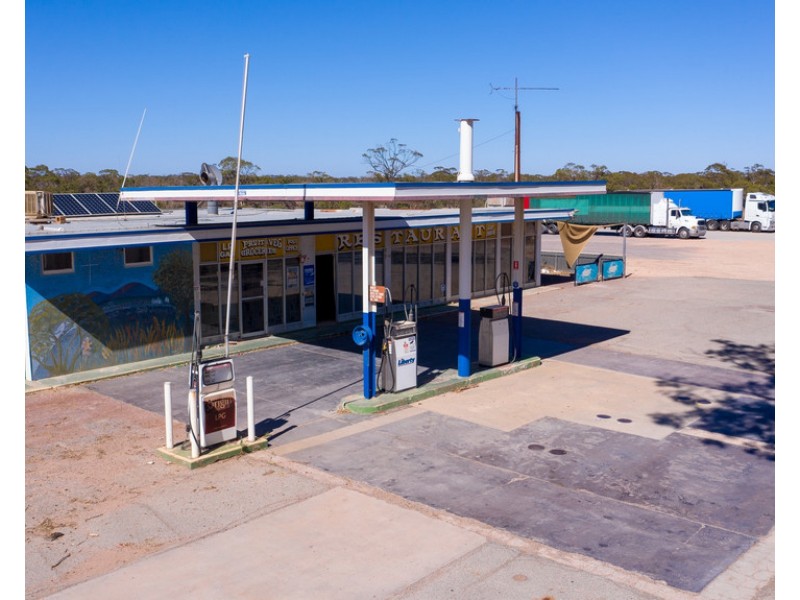 32651 Eyre Highway, Poochera SA 5655